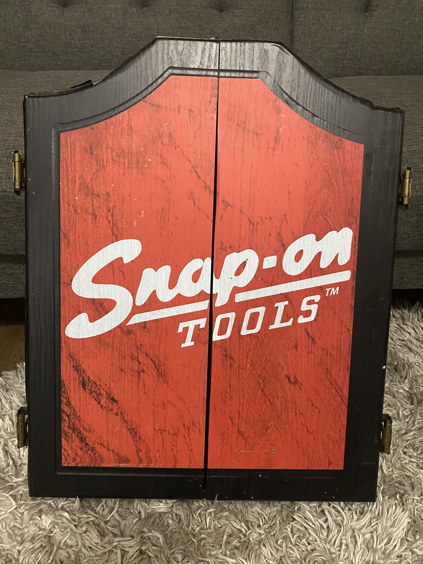Snap-On Tools Wooden Wall Dart Board, Darts & Hinged Saloon Door Case; Board & Darts Factory Sealed