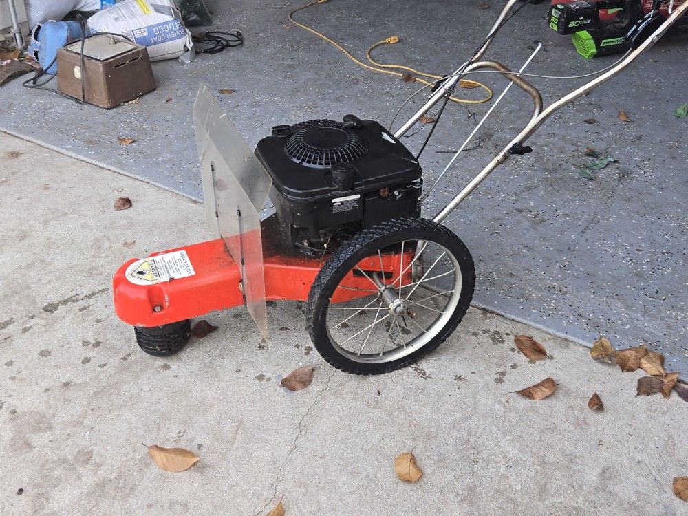 Push Weed Whacker. Over 1k$ New. Needs Tune-up 