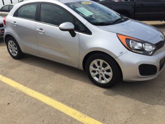 2013 Kia Rio $1000