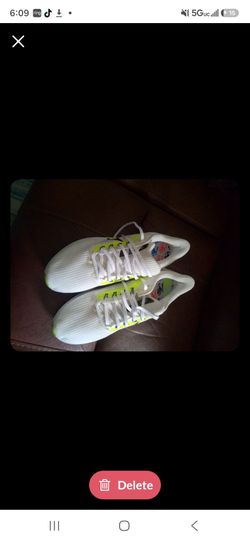 Nike Air Zoom Tennis Shoes