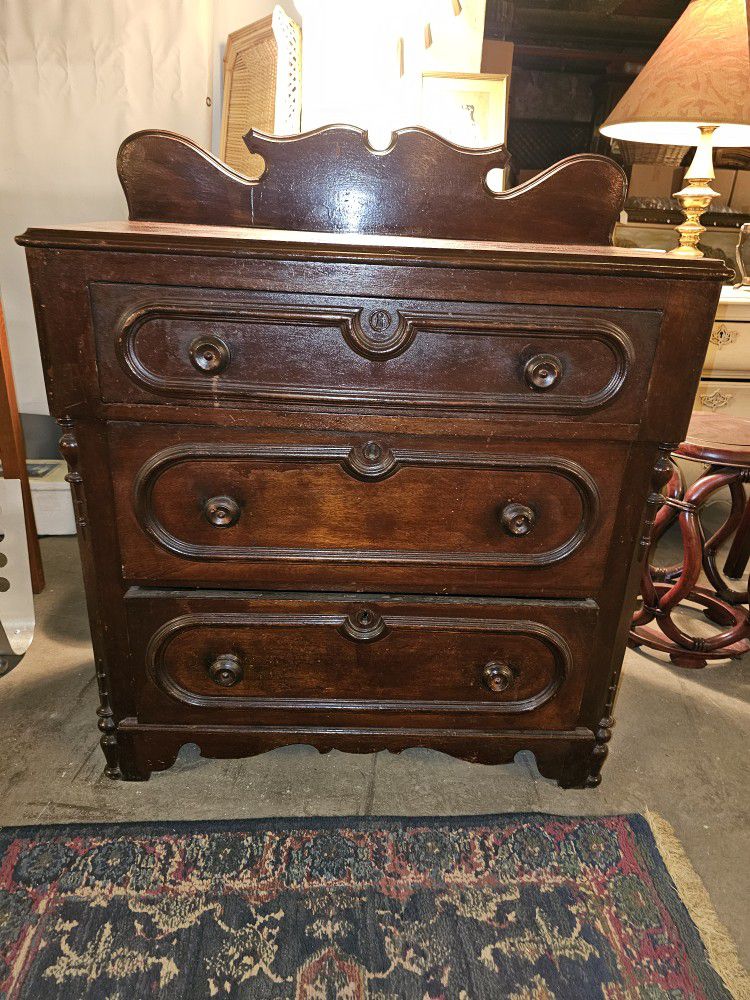 Antique 3 Drawer Dresser 