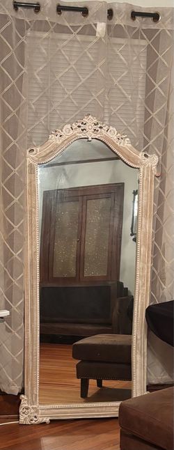 Floor mirror
