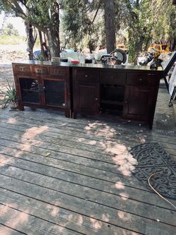 Wine cabinet