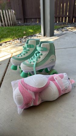 Roller Derby roller skates and all safety gear