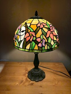 Tiffany style cat lamp