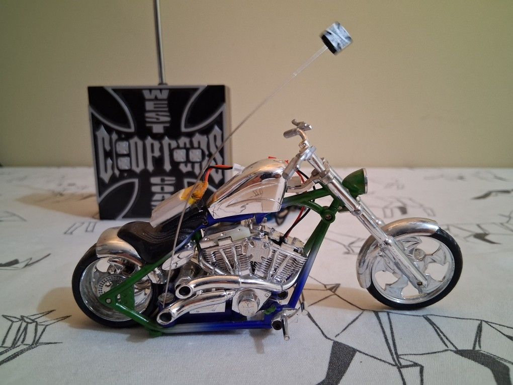 Small Remote Control Chopper (Upgraded)