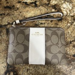 Coach SLG Wallet Wristlet $50 Firm 
