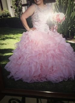 Quinceañera dress 500 dollars