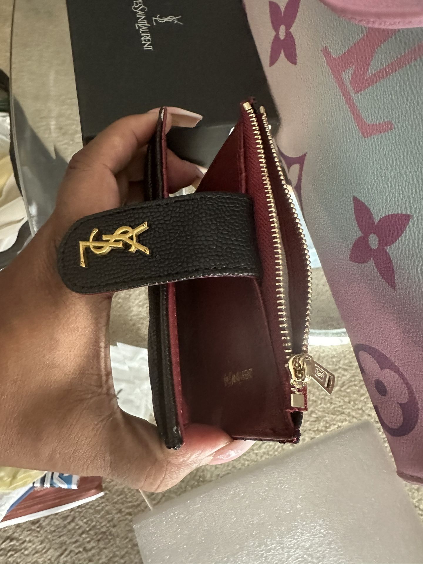 Women’s Black Wallet