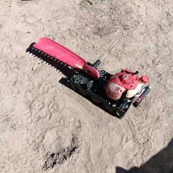 Shindaiwa Hedge Trimmer