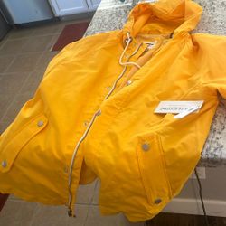 old navy medium windbreaker 