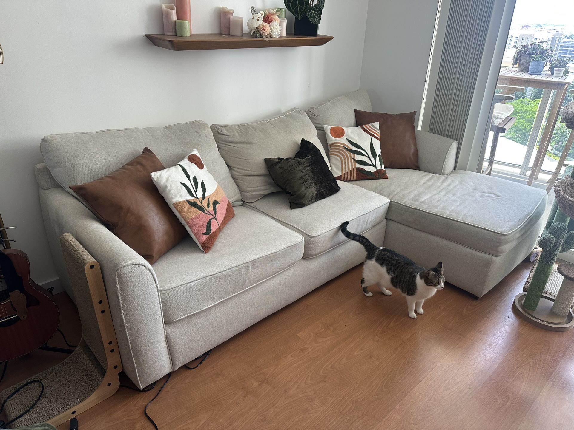 Linen Color Pull Out Couch w/ Chaise