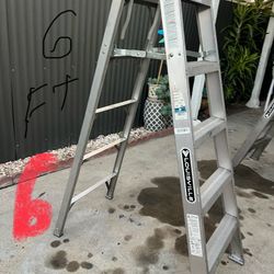 Escalera de seis pies de aluminio, Heavy, Duty, 300 libras nuevas. Mira el precio en Home Depot 