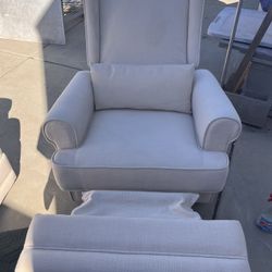 Recliner Chair 