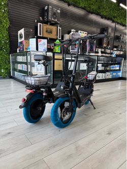 Sport electric scooter with seat