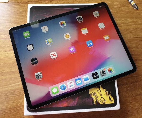 iPad Pro 12.9” Cellular 3rd Gen. 64GB Space Gray for Sale in Providence ...