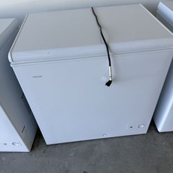 Vissani Chest Freezer 7 c.u
