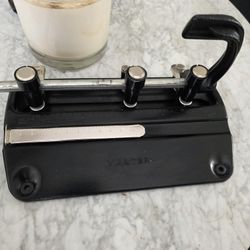 Martin Yale 5325B Master 5000 Series Hole Punch