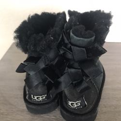 UGGs boots  size 7 girls 