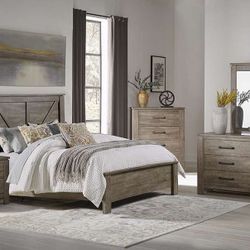 Adorna Pine 4 Piece Queen Panel