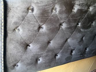 Queen size head board