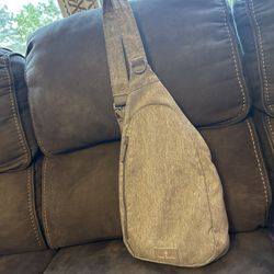 Vera Bradley Gray Crossbody Bag – Lightweight & Adjustable