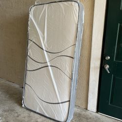   Mattresses: twin, full , queen regular ,  Colchon Nuevo Colchones plush or pillow top available cama bed mattress 