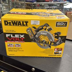 Brand new DeWalt circular saw kit