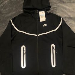Nike Reflective Tech 