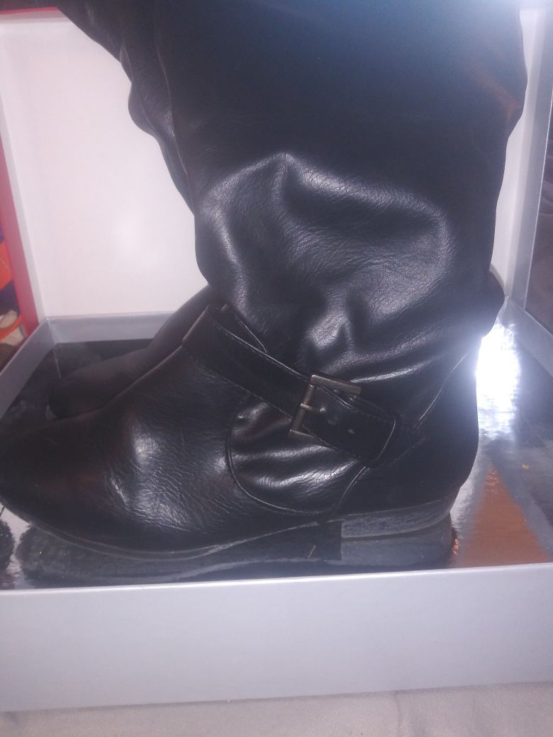 Rampage black boots