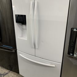 Samsung French Door In Glossy White Used