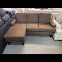 SMALL SECTIONAL 