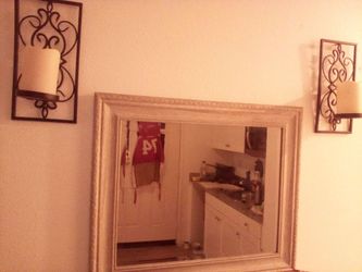 mirror with candle lights