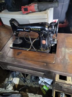 Old Vintage Singer