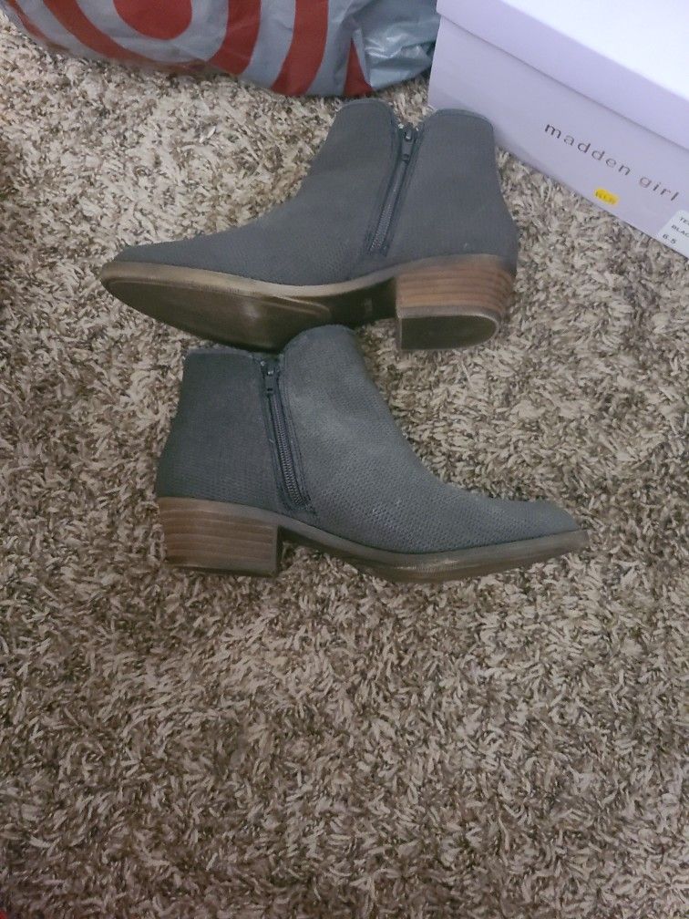 Womens Boots