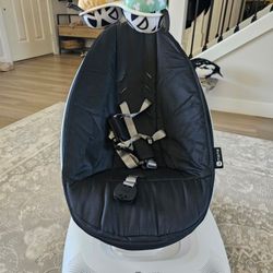 4 Moms Baby Swing