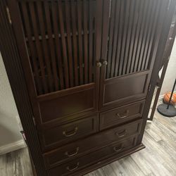 Canadal Armoire Dresser