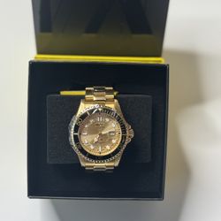 Invicta Pro Diver Men’s 43mm Stainless Steel Gold Black Dial