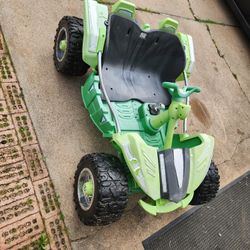 Fisher-Price Power Wheels Dune Racer Extreme 12-Volt Battery-Powered Ride-On (Green