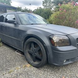 Dodge Magnum R/T 2005