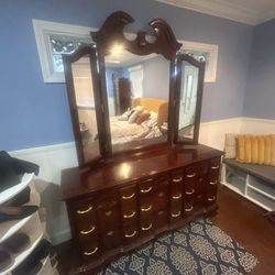 Queen Anne Cherry Dresser with Mirror - Solid wood set
