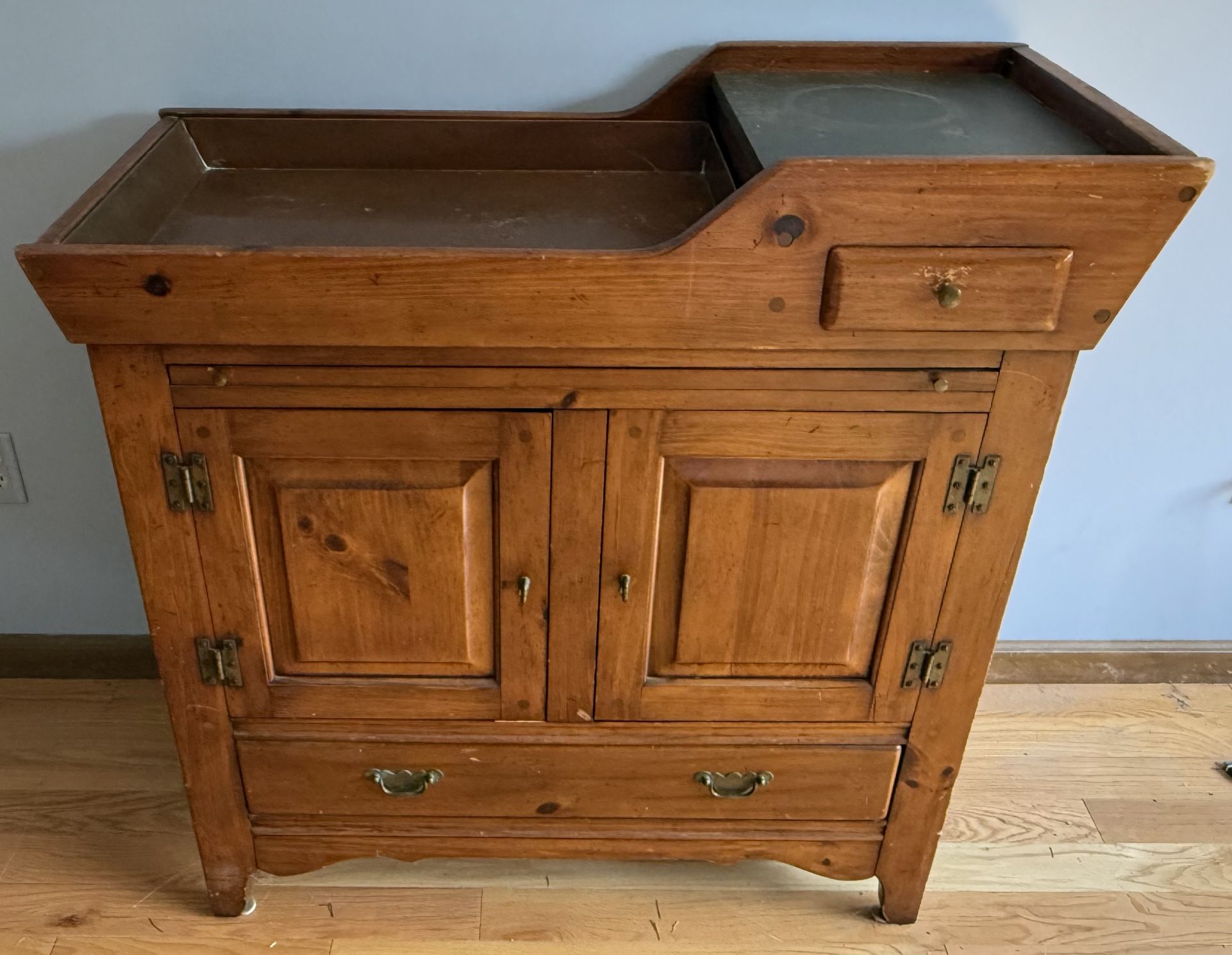 Vintage Pilgrim Pride Copper Inlay Dry Sink