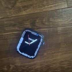 Apple iWatch Series 7 45 MM