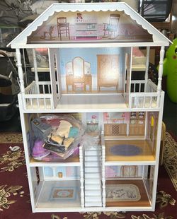 Kidcraft dollhouse