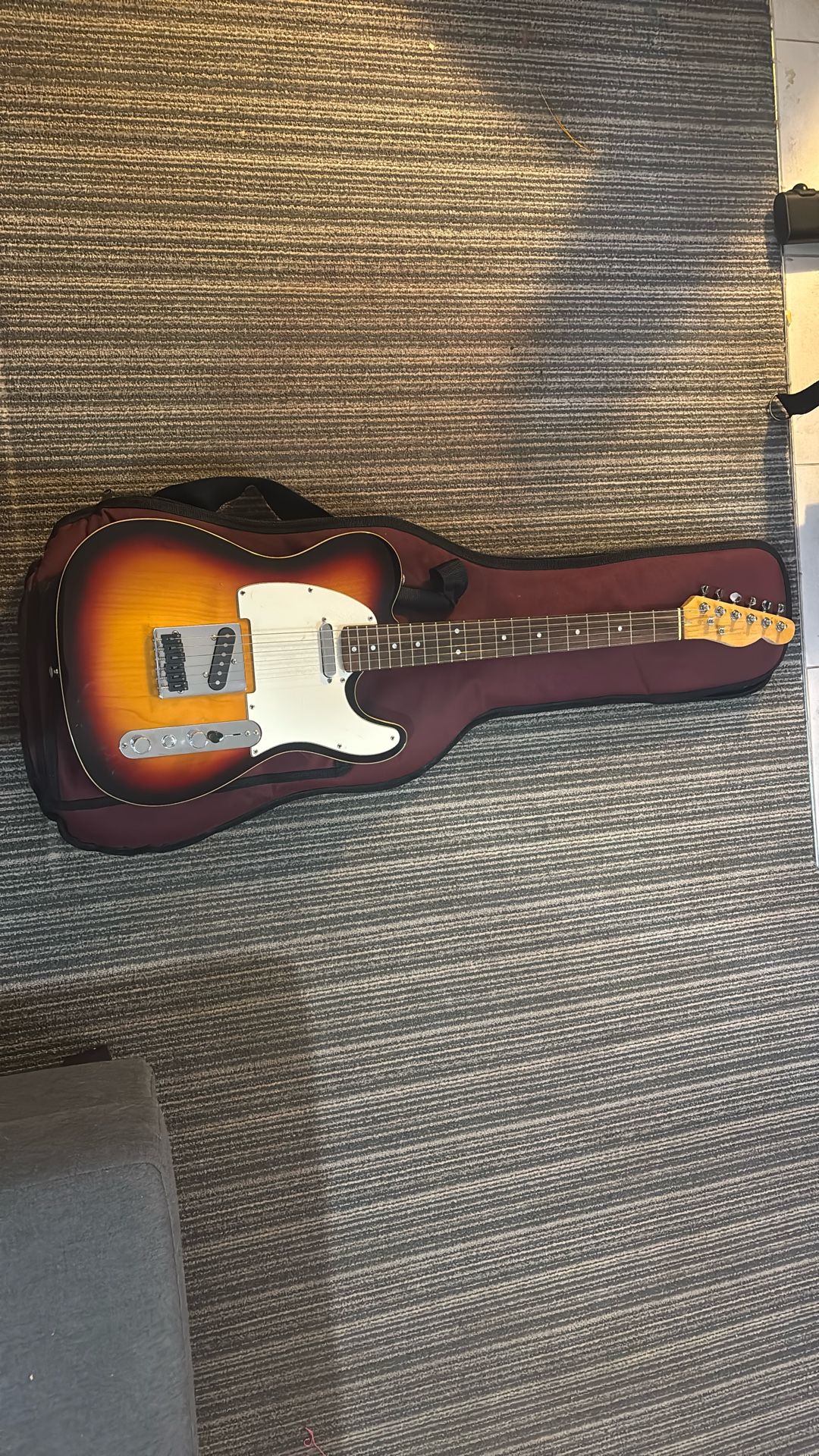 Used Electric Guitar