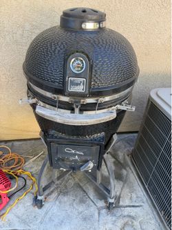 Vision Grills Kamado Ceramic Grill