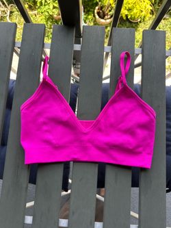 Sports bra