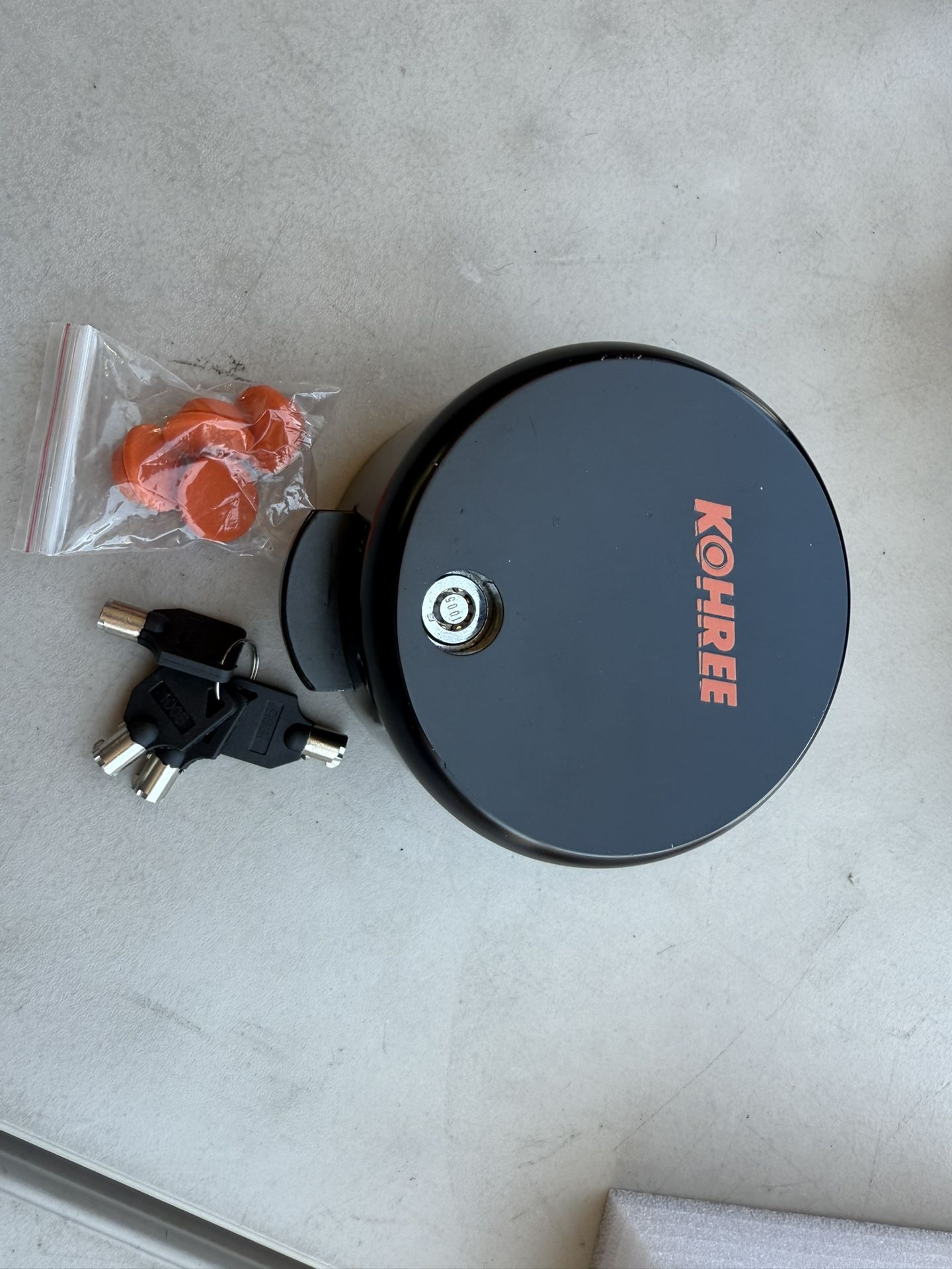 Kohree Heavy Duty Trailer Coupler Lock, Trailer Tongue Lock Hitch Locks RV Trailer Locks Fit 2-5/16 Inch, 2", 1-7/8" Couplers, Durable Structural Stee