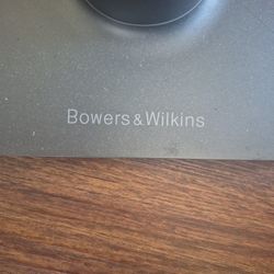 Bowers & Wilkins Speaker Stand