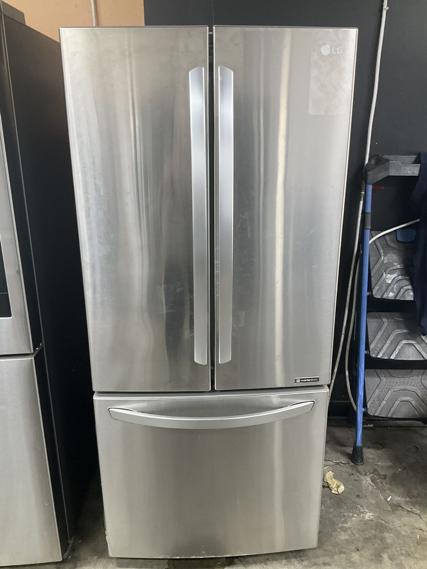 30 W Refrigerator